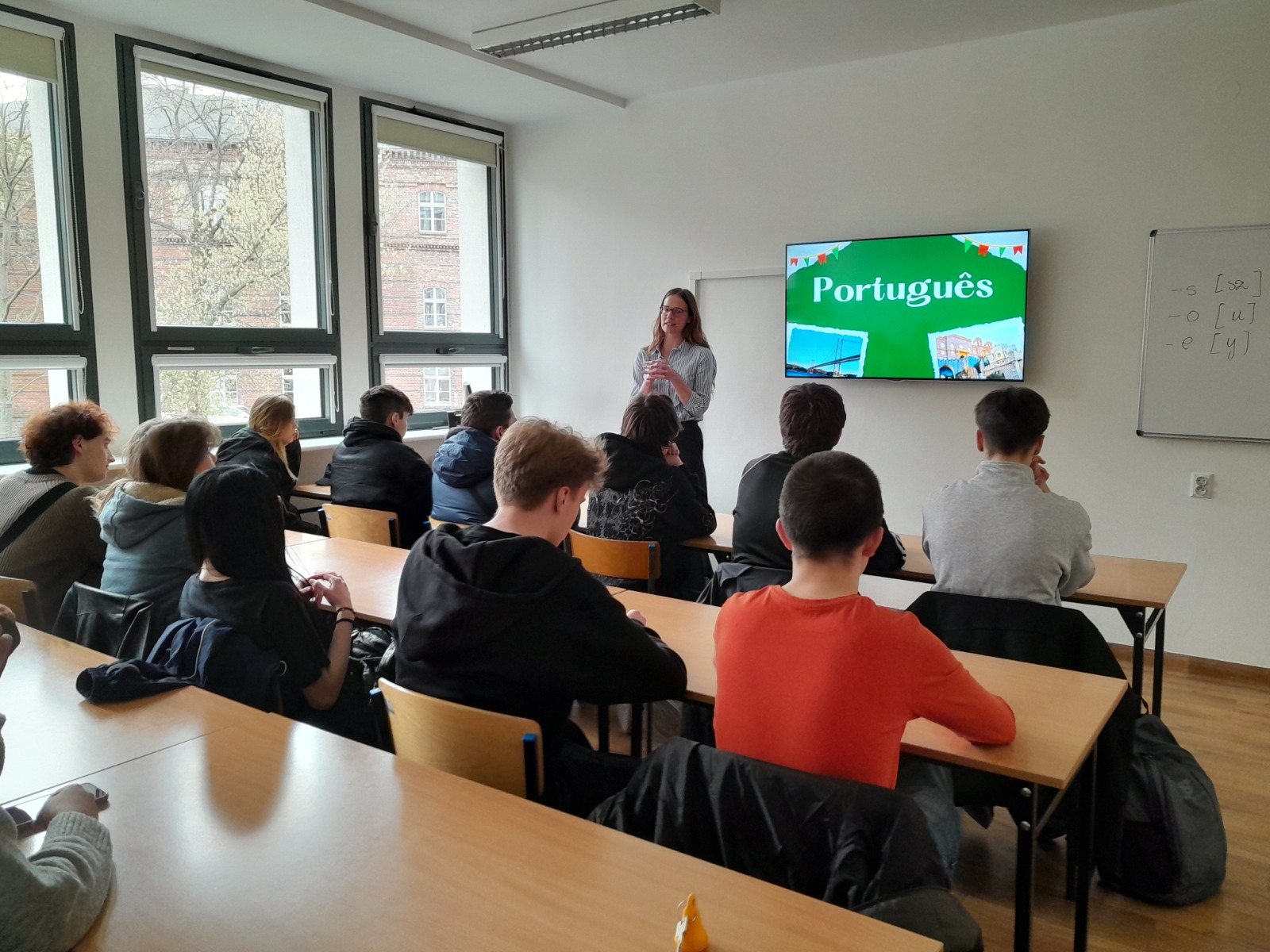 Wizyta uczniów na Wydziale Neofilologii UAM.